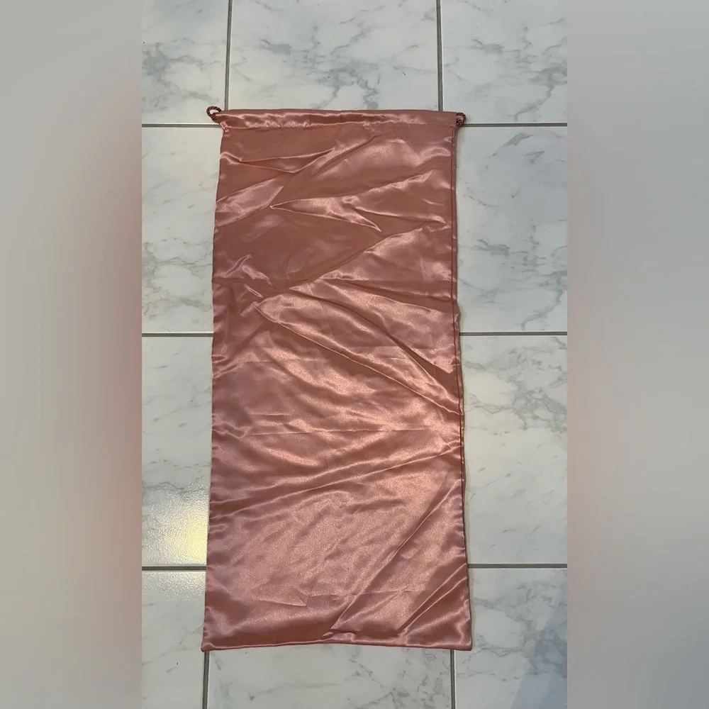 AMINA MUADDI ROSE SATIN FABRIC GARMENT/DUST BAG